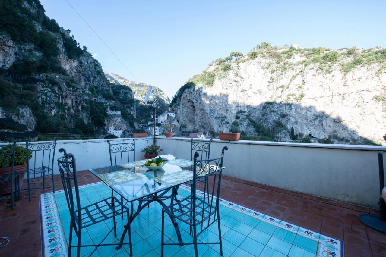 House Amalfi - Terrace & Seaview Lägenhet Atrani Exteriör bild
